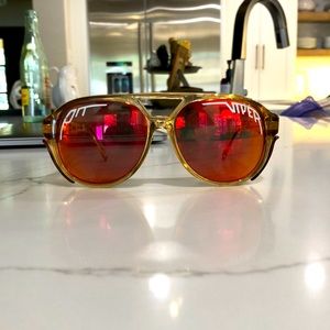 PIT VIPERS One real One fake